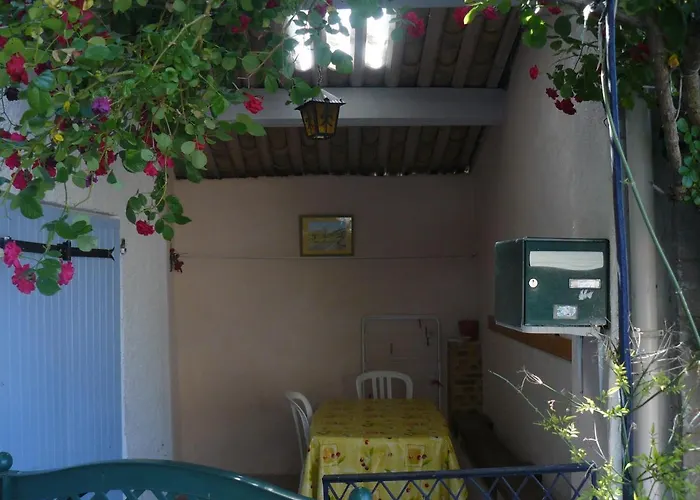 La Grange Au Coeur De La Provence Apartment *